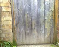 backgate1_big.jpg
